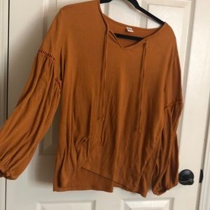 Women’s long sleeve blouse